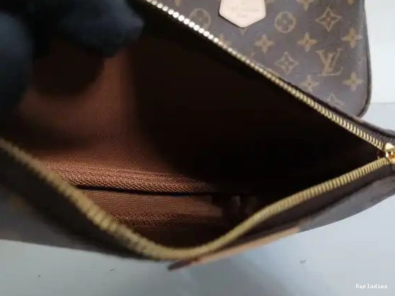 Cheap VUITTON LOUIS MULTI PRELAUNCH EXCLUSIVE - POCHETTE ACCESSOIRES DIGITAL 0616